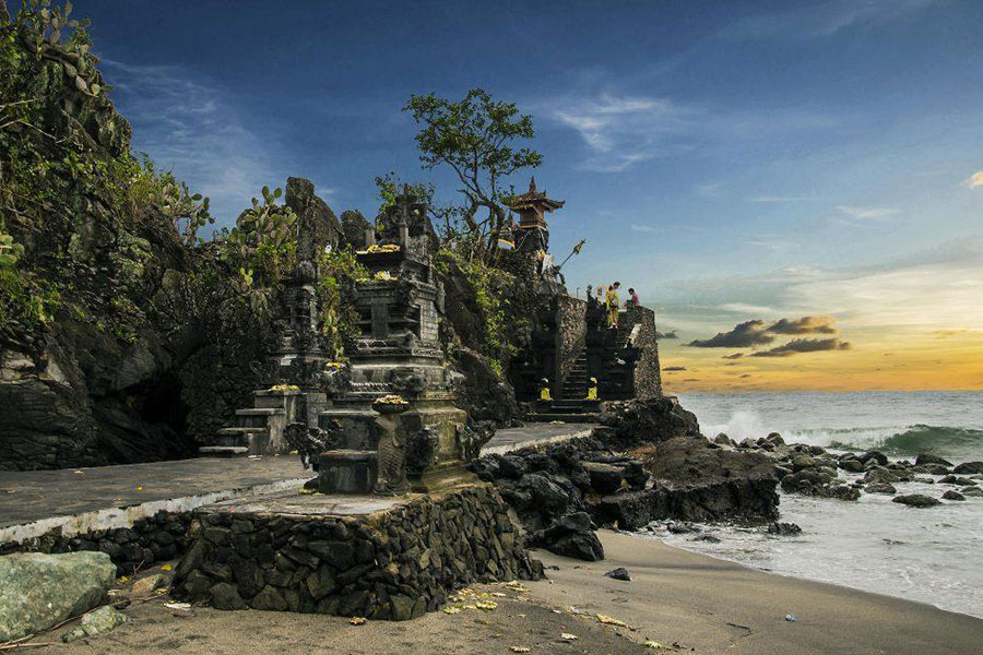 Tirta Yatra Tour in Lombok