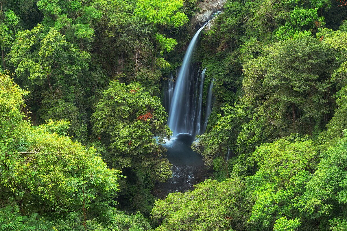 senaru waterfall
