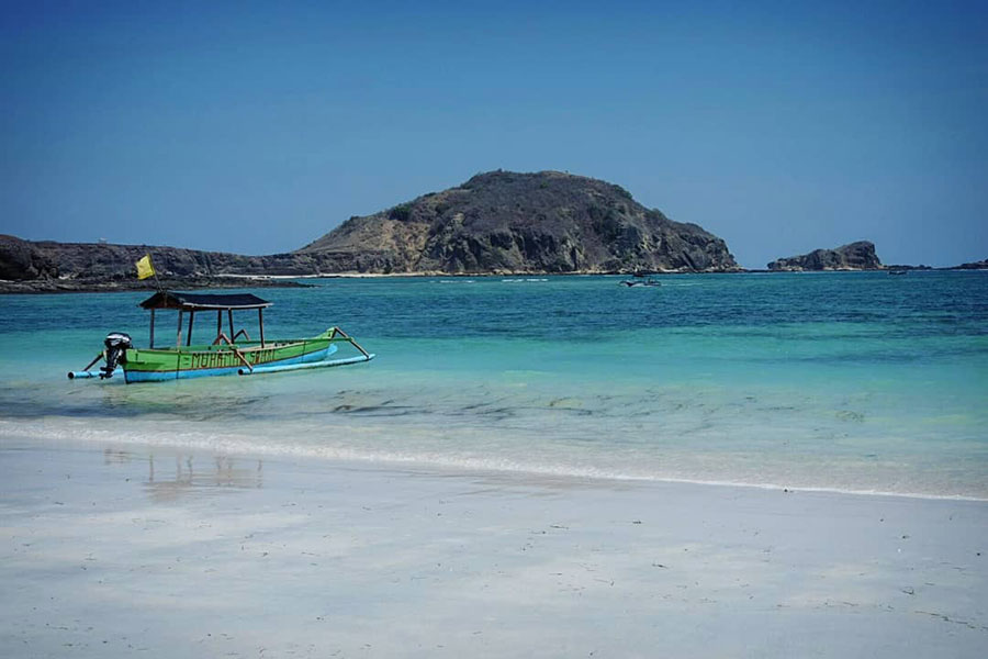 tanjung aan beach, south lombok beaches tour